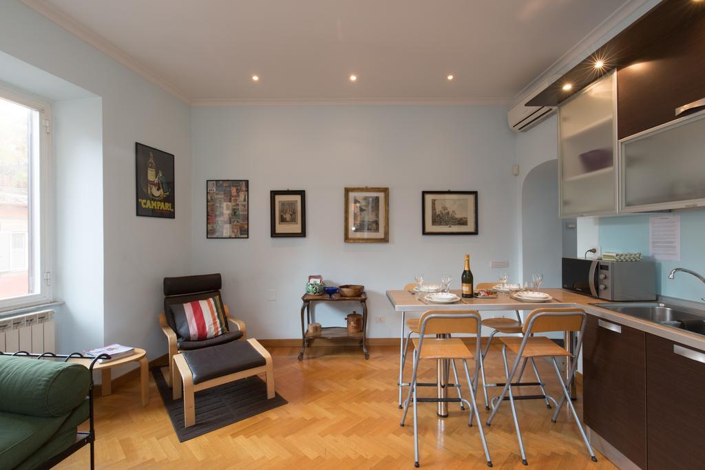 Holidays Banchi Vecchi Apartamento Roma
