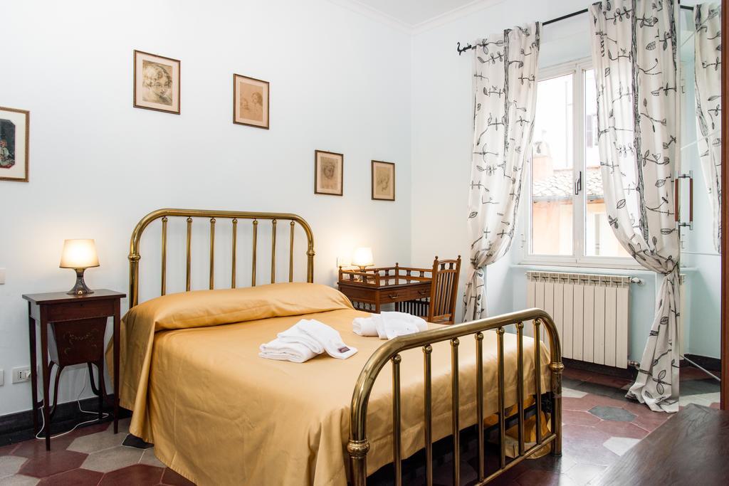 Holidays Banchi Vecchi Apartamento *